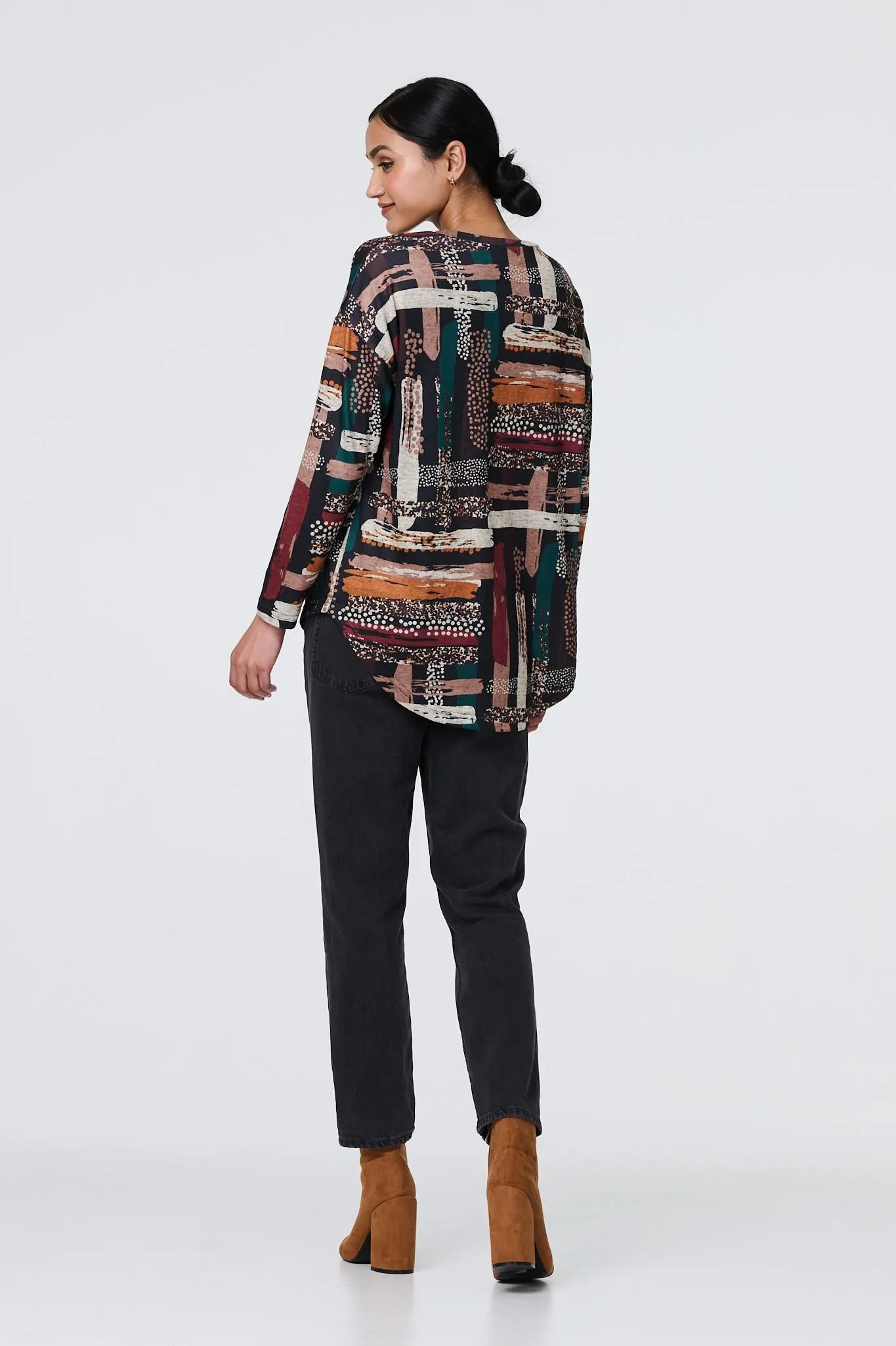 Brushstroke Print Curved Hem Long Sleeve Top