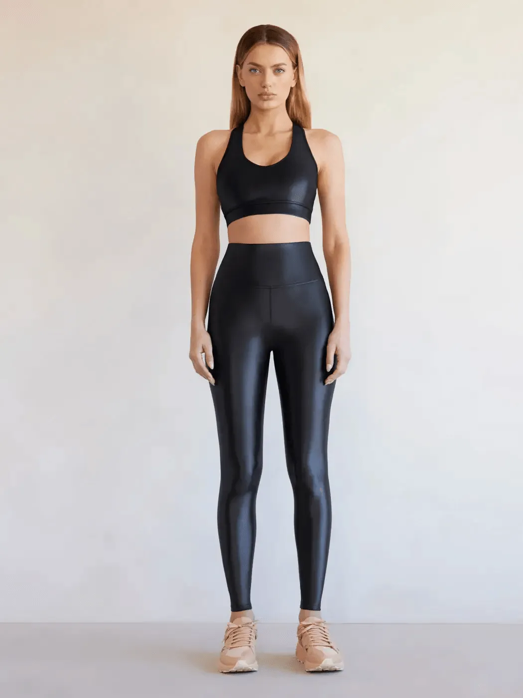 Carbon38 High Rise Full-length Legging in Takara Shine - Black