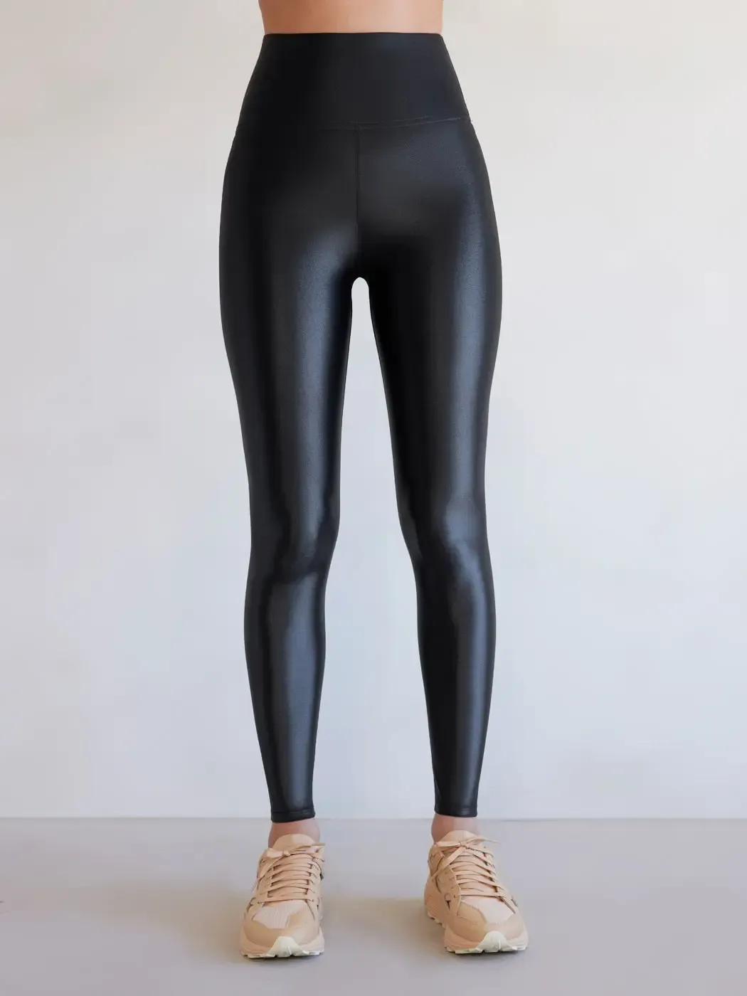 Carbon38 High Rise Full-length Legging in Takara Shine - Black