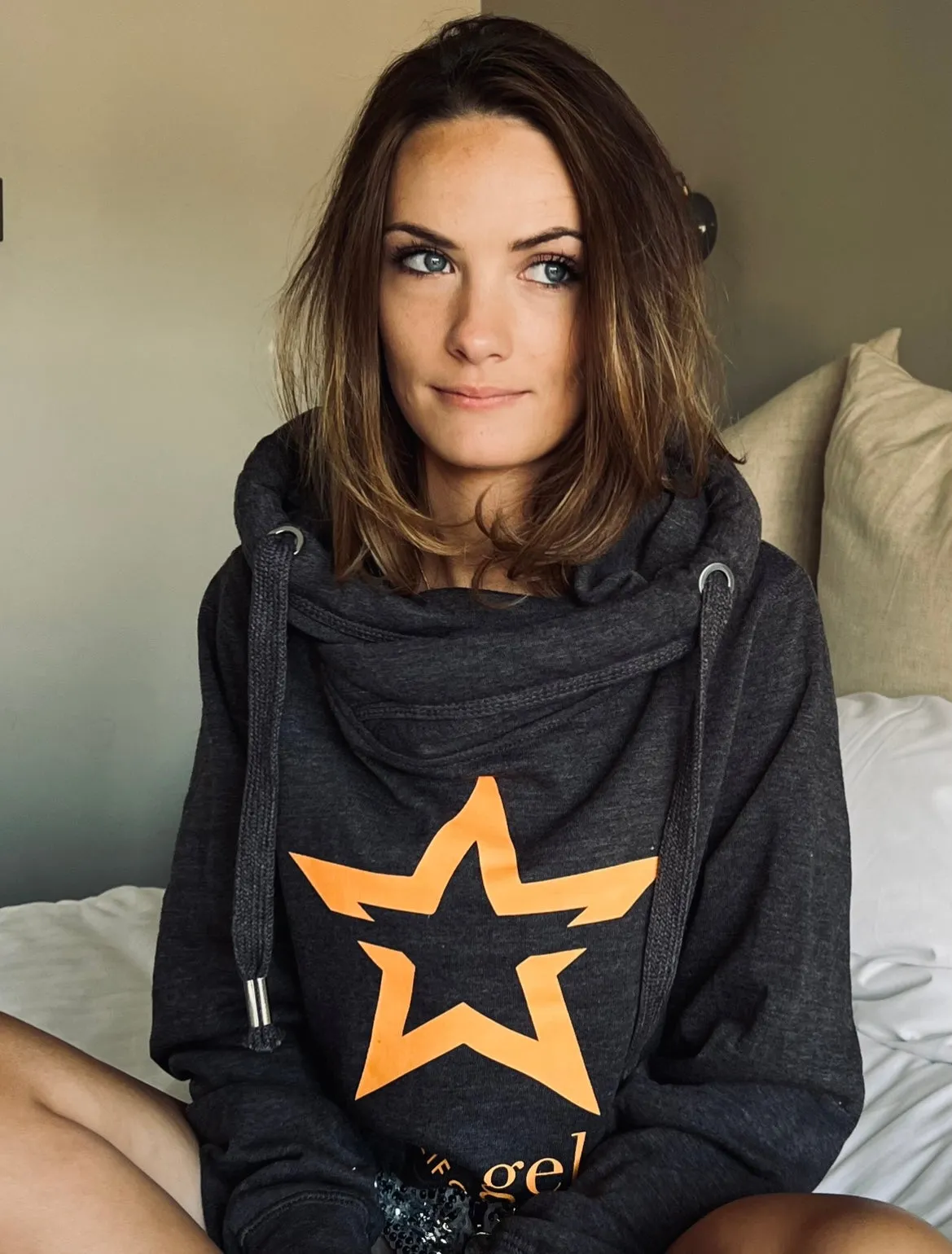 Charcoal & neon orange LA star crossover neck hoody *boyfriend fit* *new*